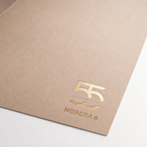 Logotipo en oro del logo 55 aniversario de José Morera S.L.